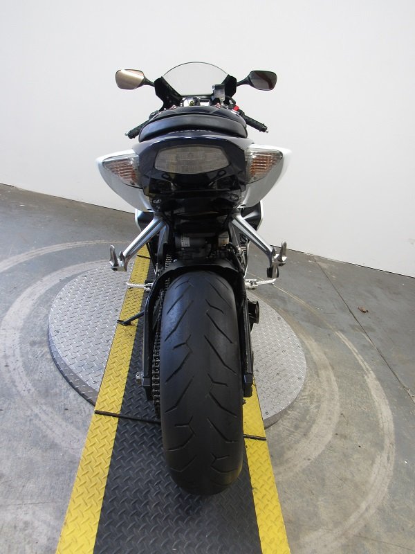 Used-2005-Suzuki-GSXR1000-U4921-for-sale-in-Michigan-back-1.JPG